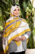 روسری رنگی طرح دار نخی کد 1900 - Image 3