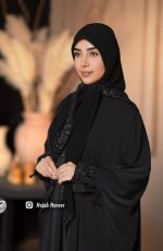 روسری مشکی کار شده تور دانتل کد 2484