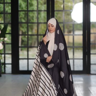چادر سیلک لاین لمه طرح دار کد 4020