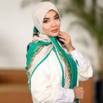 روسری رنگی طرح دار ابریشم تویل کد 2036