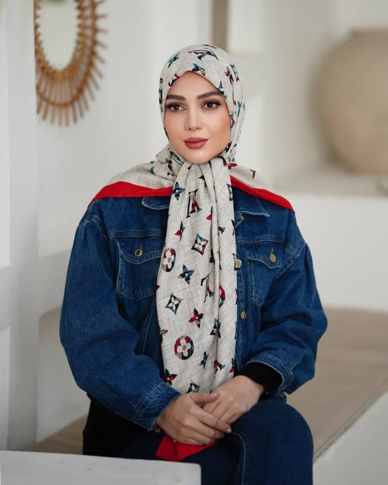 روسری رنگی طرح دار ابریشم تویل کد 2067 - Image 1
