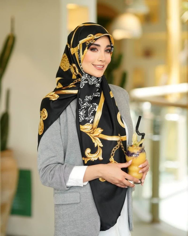 روسری رنگی طرح دار ابریشم تویل کد 2061 - Image 1