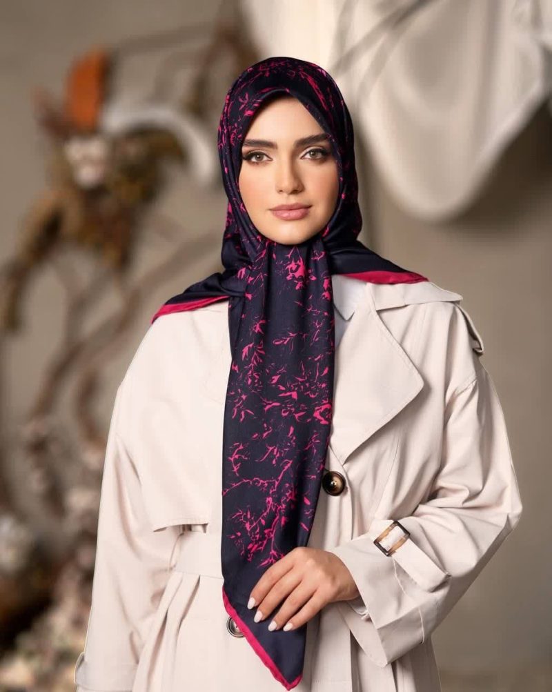 روسری رنگی طرح دار ابریشم تویل کد 2043 - Image 1