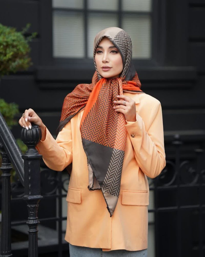 روسری رنگی طرح دار نخی کد 2054 - Image 1