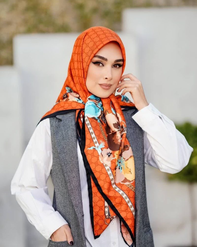 2107 روسری رنگی طرح دار ابریشم تویل کد 2109 - Image 1