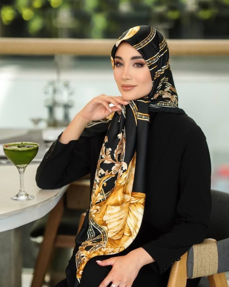 روسری رنگی طرح دار ابریشم تویل کد 2130 - Image 1