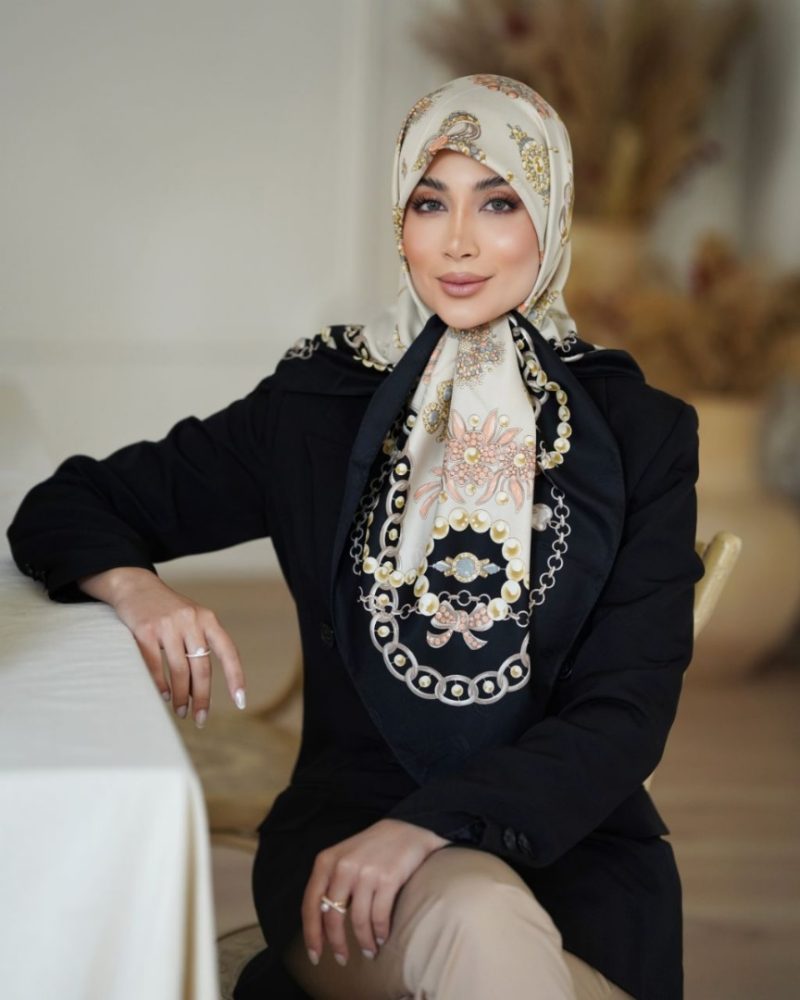 26195 روسری ابریشم ژاکارد دار کد 26197 - Image 1