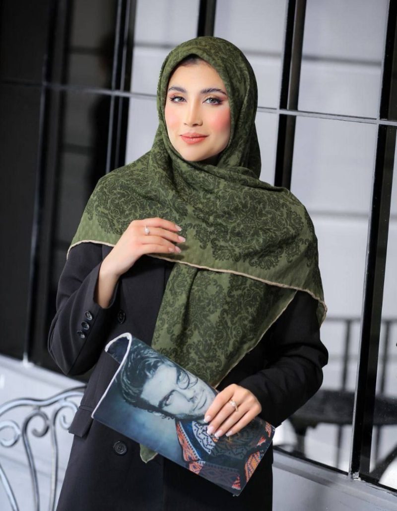 26226 روسری نخی اسپان منگوله دار کد 26226 - Image 1