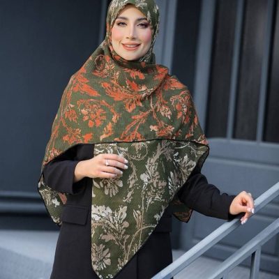 روسری نخی اسپان منگوله دار کد 26229