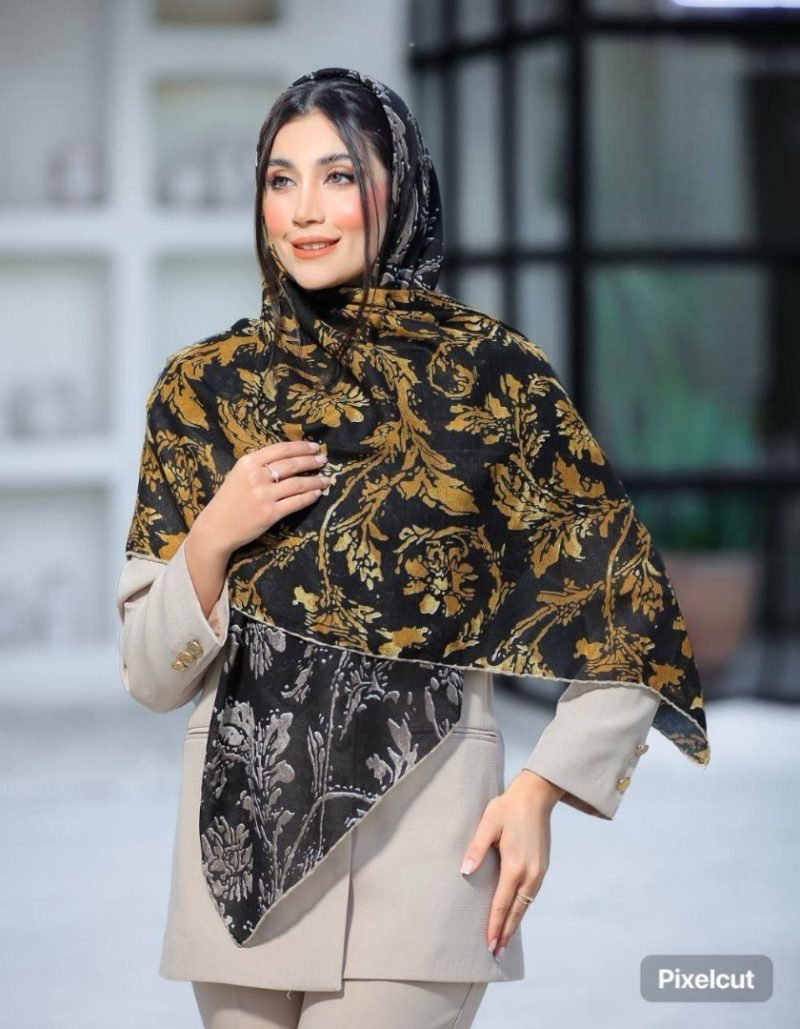 26232 روسری نخی اسپان منگوله دار کد 26232 - Image 1