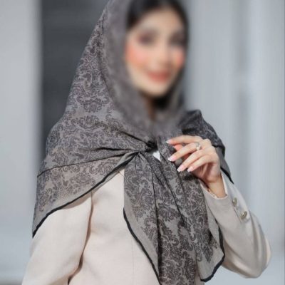 روسری نخی اسپان منگوله دار کد 26223
