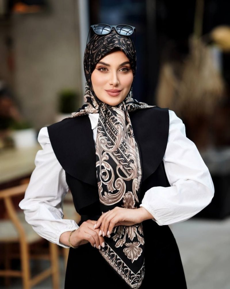 روسری ابریشم تویل کد 2735 - Image 1