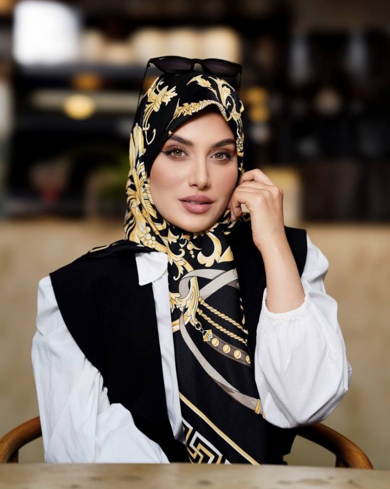 2737 روسری ابریشم تویل کد 2737 - Image 1