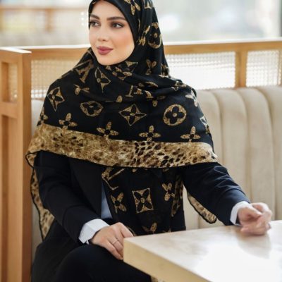 روسری نخی طرح دار کد 2742