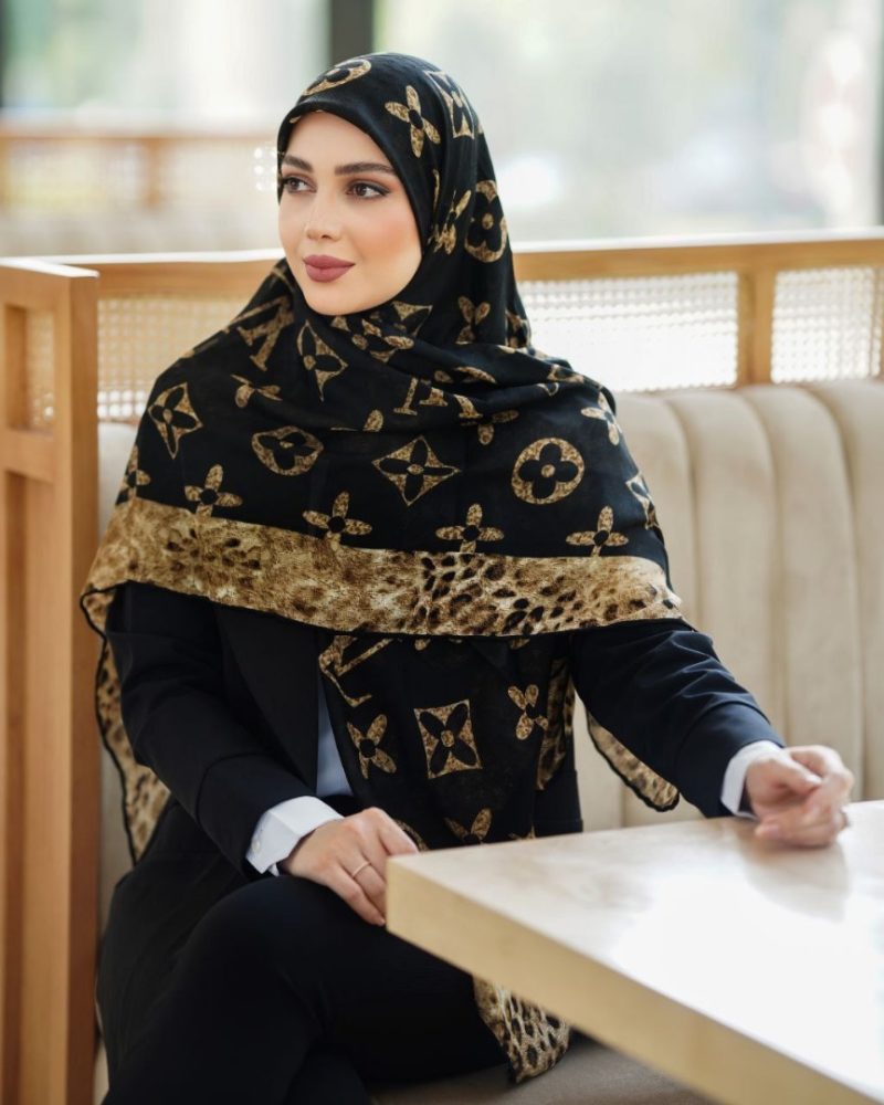 2742 روسری نخی طرح دار کد 2742 - Image 1