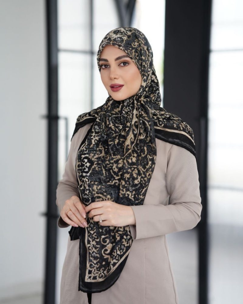 2744 روسری نخی طرح دار کد 2744 - Image 1