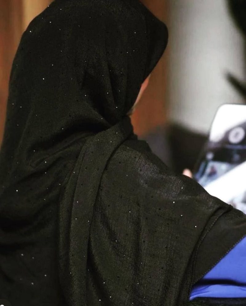 2749 روسری مشکی نگین دار کد 2749 - Image 1