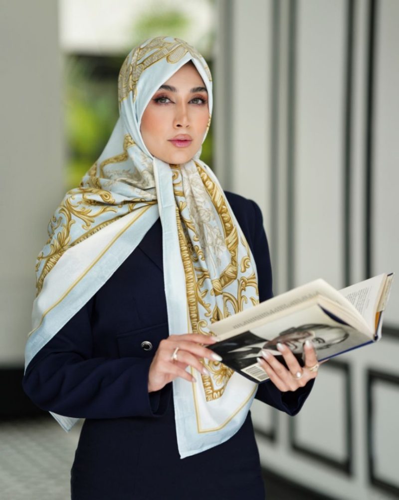 2785 روسری ابریشم ژاکارد طرح دار کد 2785 - Image 1