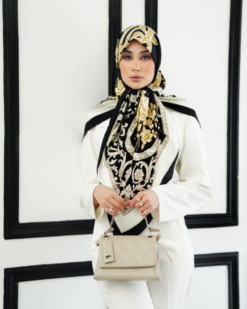 روسری ابریشم ژاکارد طرح دار کد 2786 - Image 1