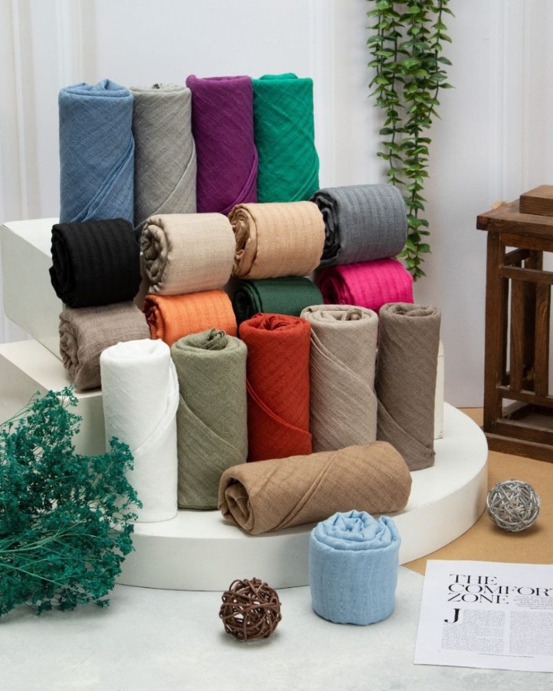 روسری رنگی نخی ساده کد 2821 - Image 3