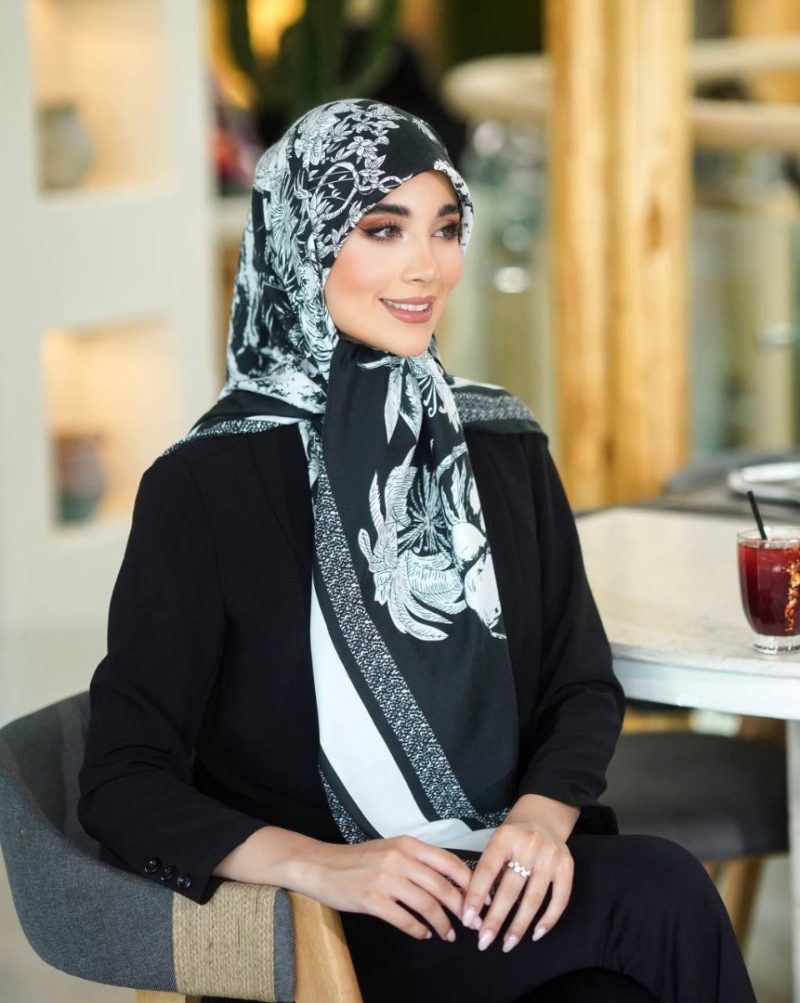 2833 روسری رنگی نخی طرح دار کد 2833 - Image 1