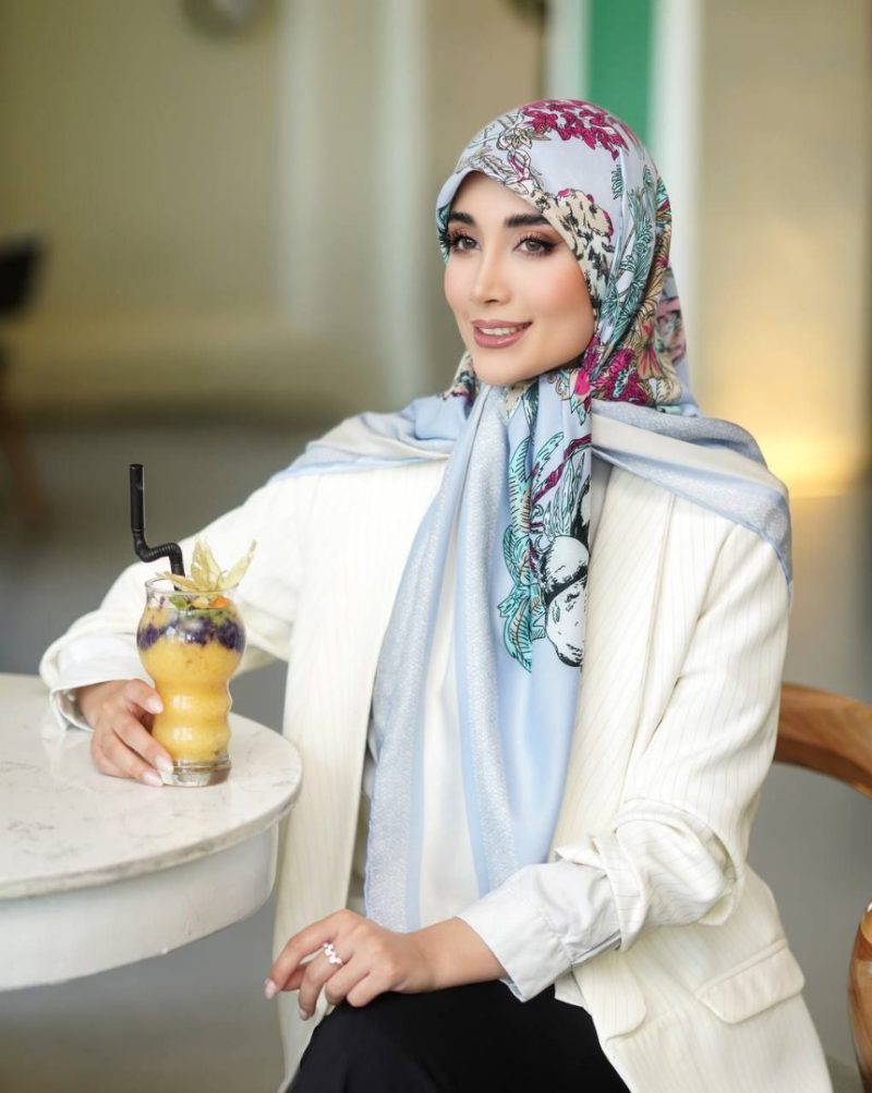 2834 روسری رنگی نخی طرح دار کد 2834 - Image 1