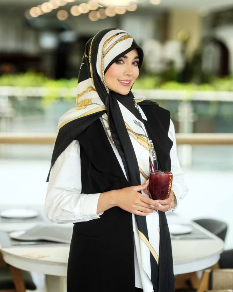 2839 روسری رنگی نخی طرح دار کد 2839 - Image 1