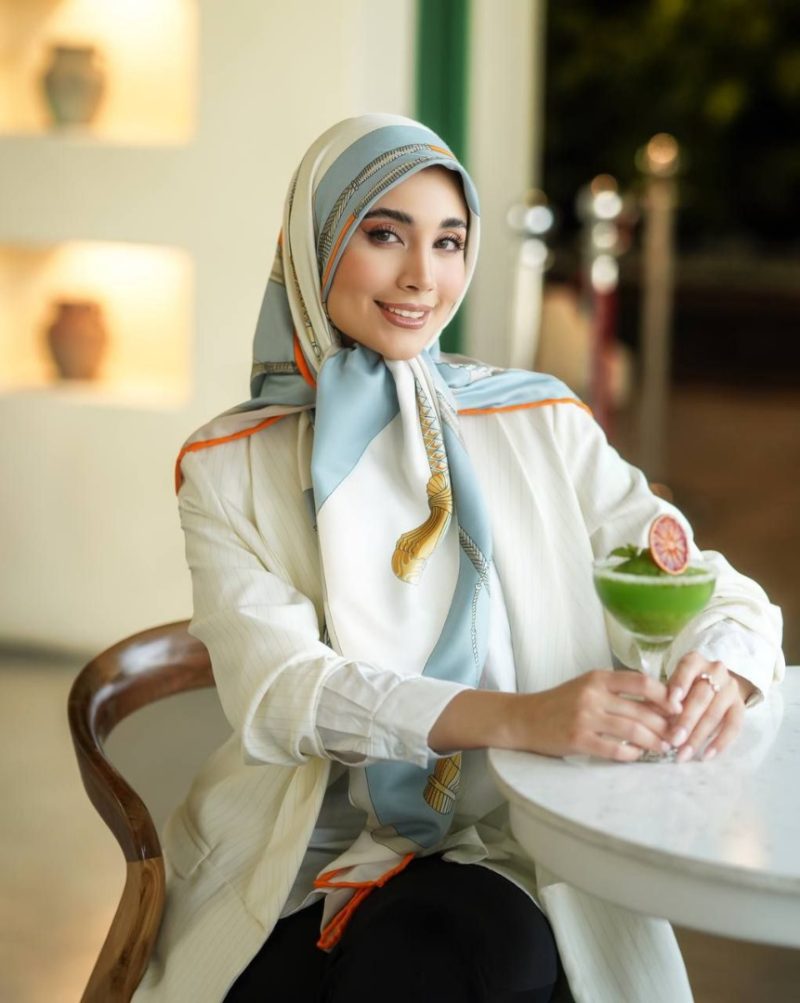 روسری رنگی نخی طرح دار کد 2841 - Image 1