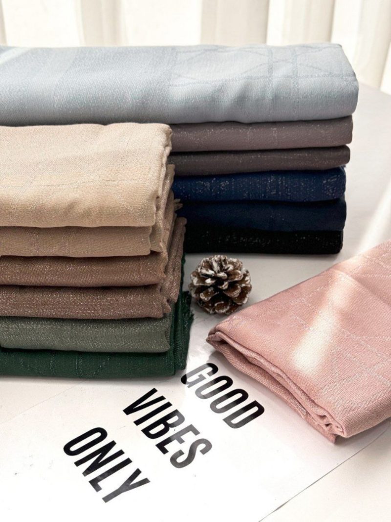 روسری کشمیر‌نخی ژاکارد کد 528 - Image 3