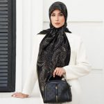 روسری رنگی طرح دار کد 2899