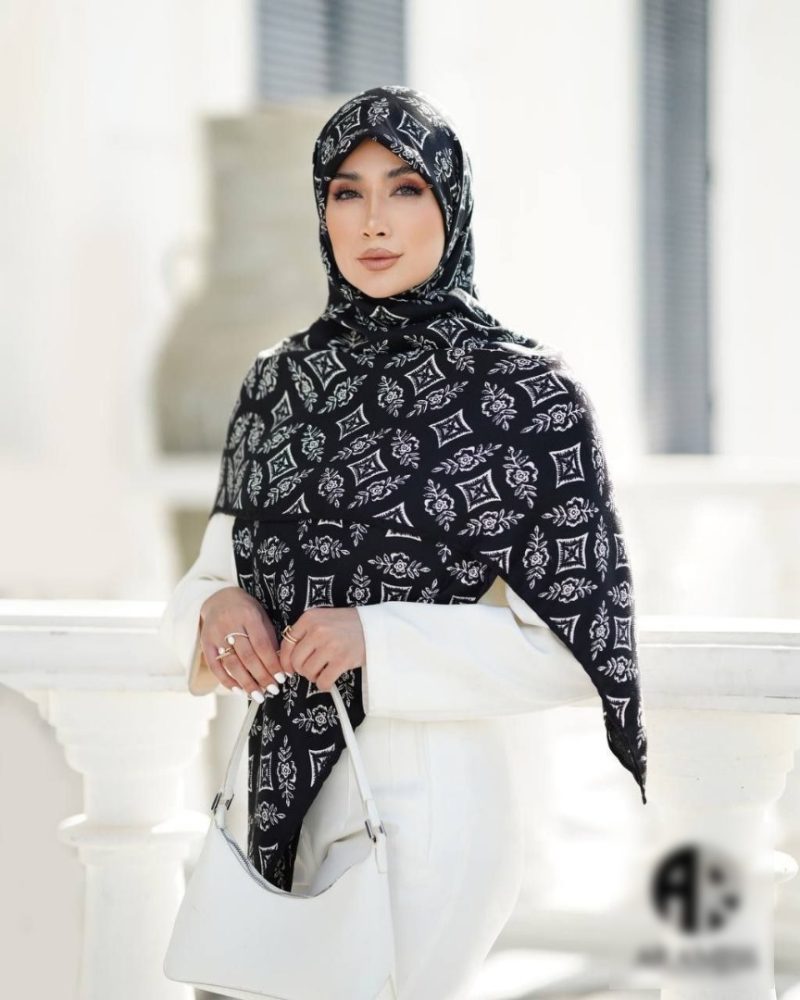 روسری رنگی طرح دار کد 2919 - Image 1