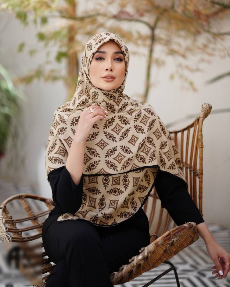 روسری رنگی طرح دار کد 2920 - Image 1