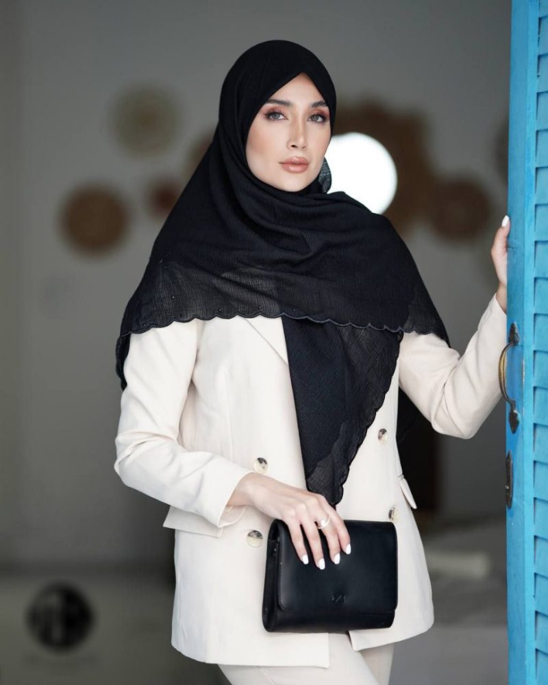 روسری مشکی کار شده کد 2960 - Image 2