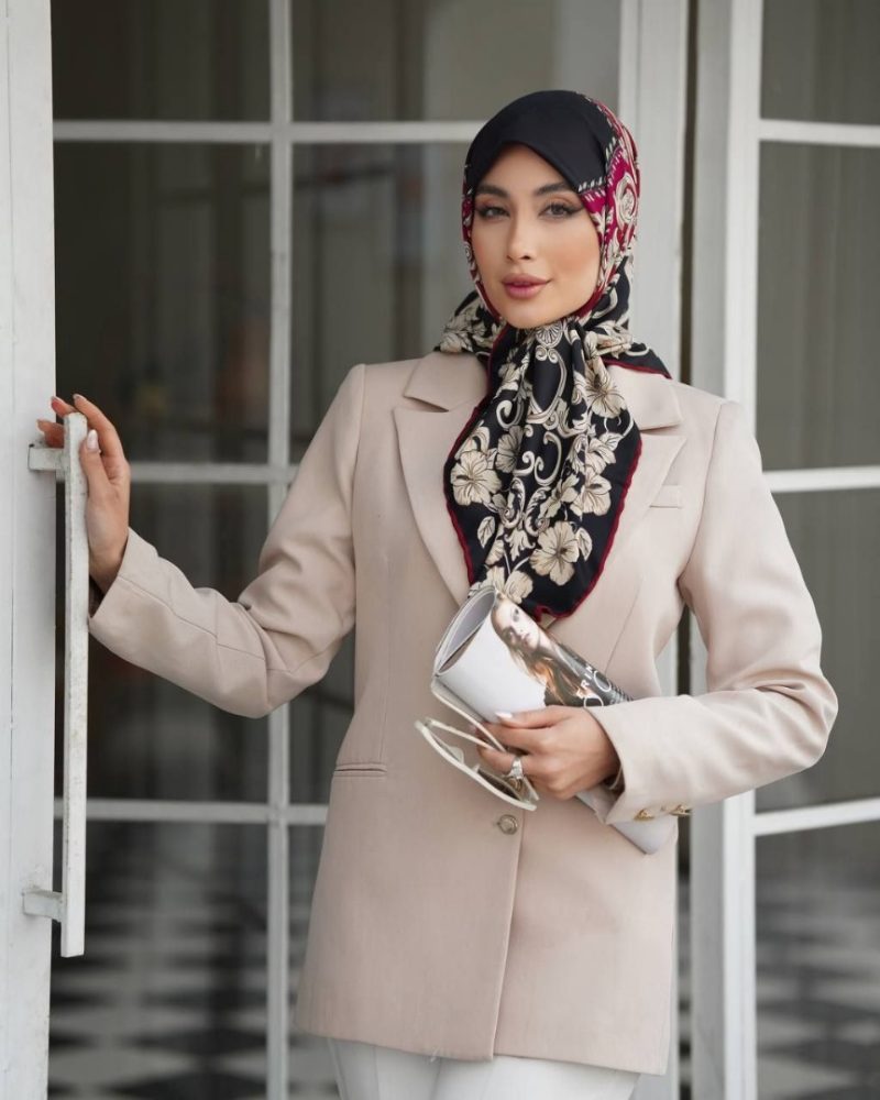 روسری رنگی طرح دار کد 6477 - Image 1