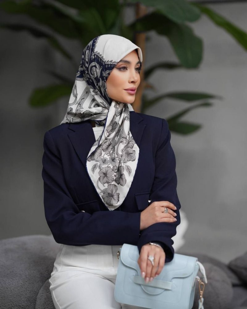 روسری رنگی طرح دار کد 6478 - Image 1