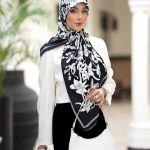 روسری رنگی طرح دار کد 6616