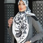 روسری رنگی طرح دار کد 6617