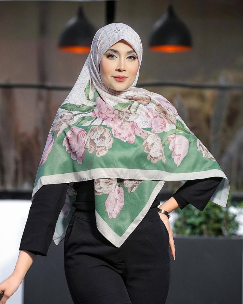 روسری رنگی طرح دار کد 6634 - Image 1