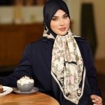 روسری رنگی طرح دار کد 6683