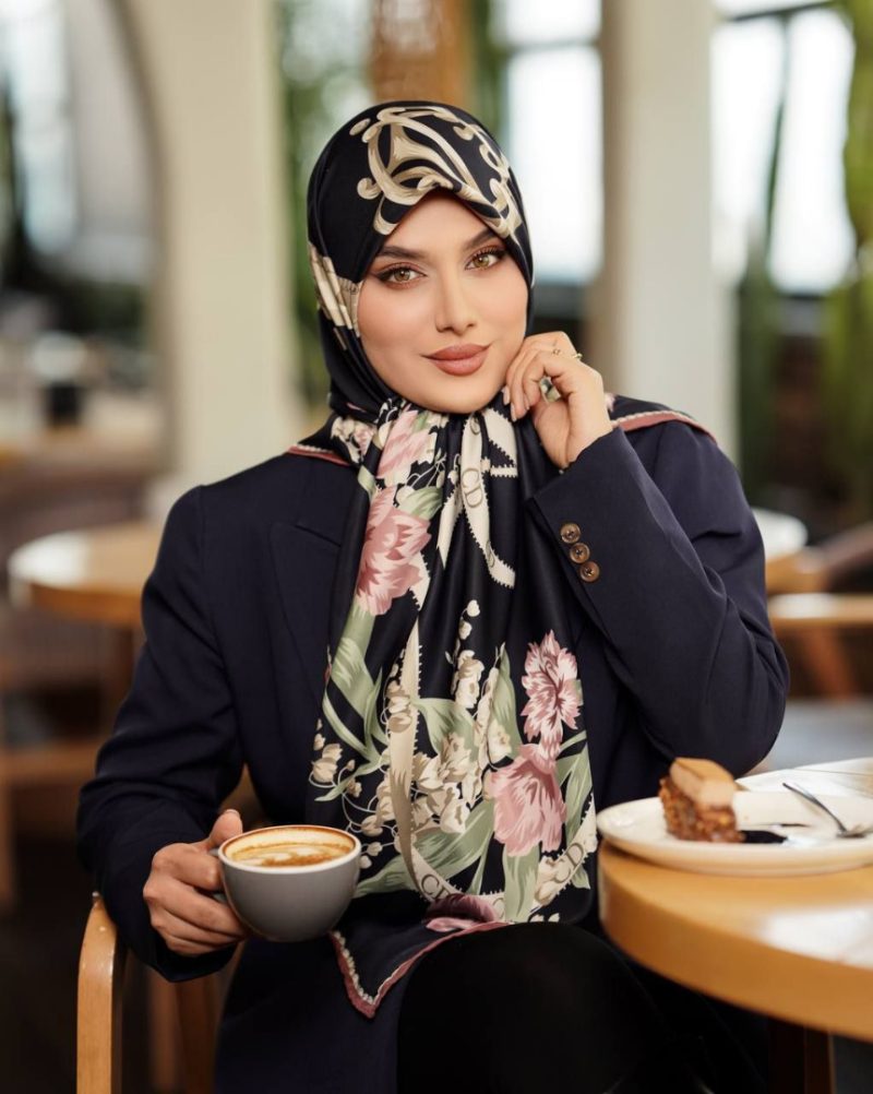 روسری رنگی طرح دار کد 6693 - Image 1