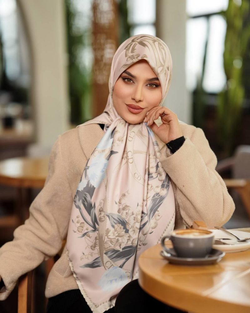 روسری رنگی طرح دار کد 6695 - Image 1