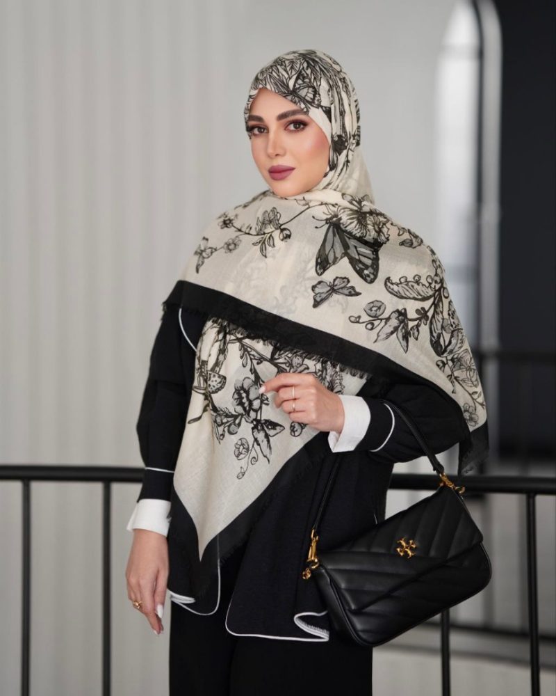 روسری رنگی طرح دار کد 6883 - Image 1