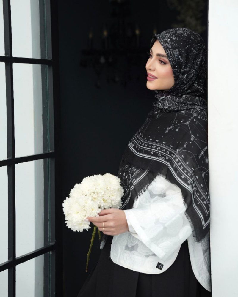 روسری رنگی طرح دار کد 6885 - Image 2