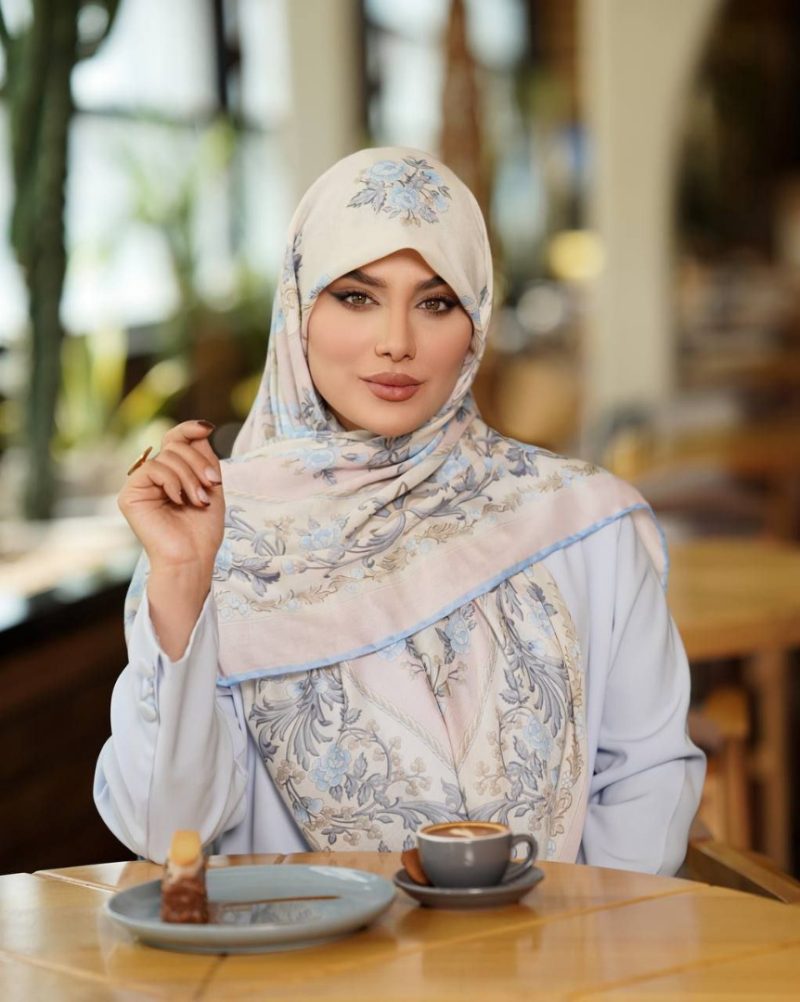 روسری رنگی طرح دار کد 6947 - Image 1