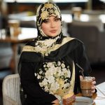روسری رنگی طرح دار کد 6975