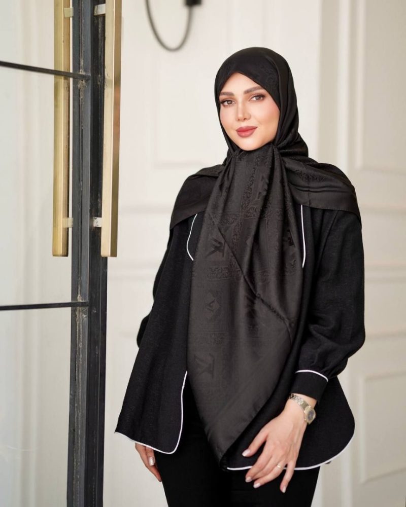 9527 روسری مشکی طرح دار کد 9527 - Image 1