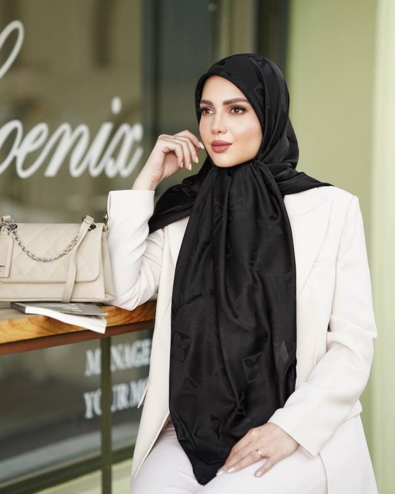 9529 روسری مشکی طرح دار کد 9529 - Image 1