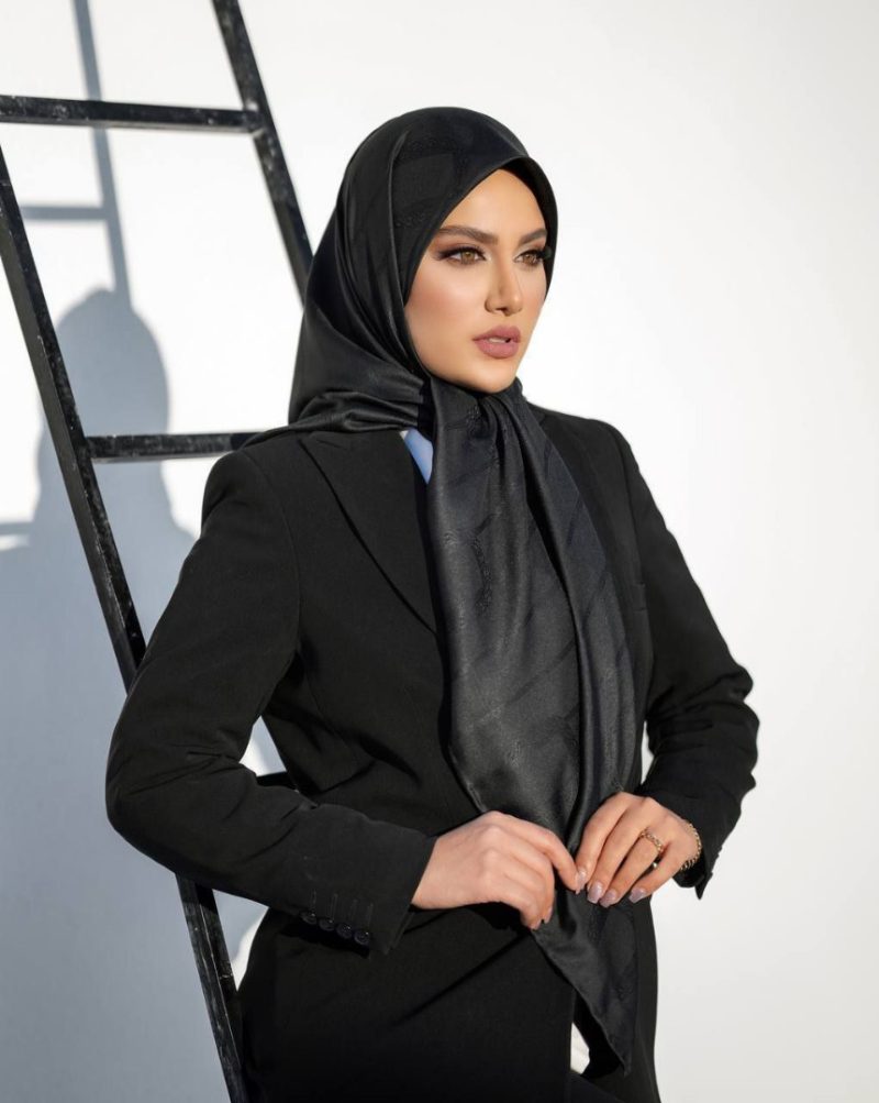 9571 روسری مشکی طرح دار کد 9571 - Image 1