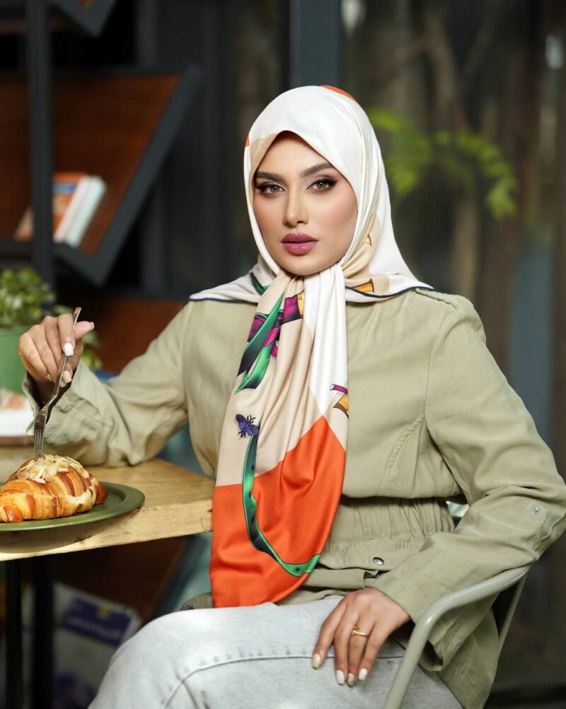 روسری رنگی طرح دار کد 9843 - Image 1