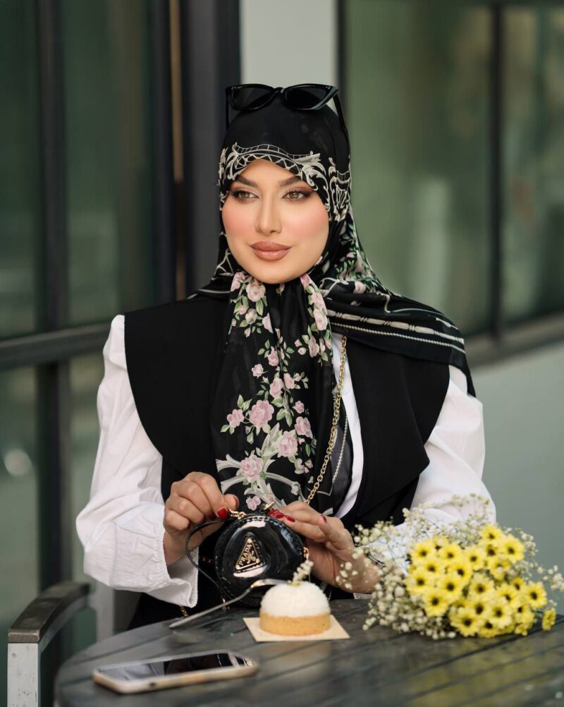 روسری رنگی طرح دار کد 10000 - Image 1